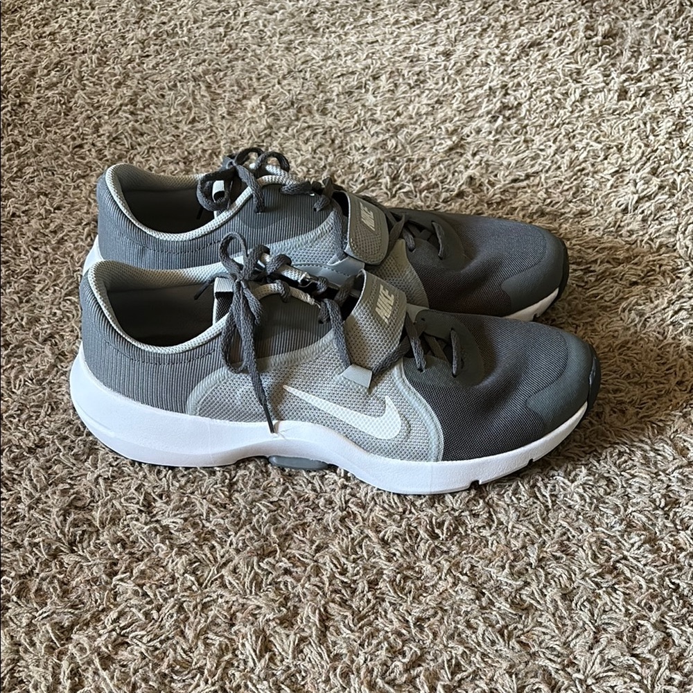 Men’s Nike Gray Sneakers
